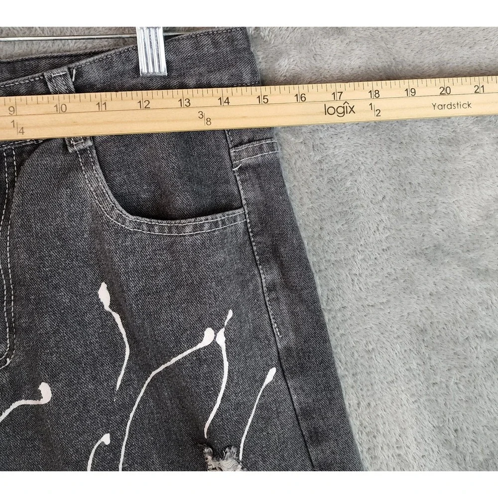 Fashion Jeans Womens 30 in Waist Gray Distressed Graphic Patch Paint Splatter - Picture 4 of 10